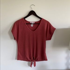 Basic tie t-shirt